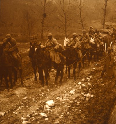 चाल पर सैनिक, c1914-c1918 द्वारा अज्ञात
