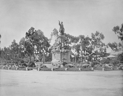 मेक्सिको के सिटी, पेसो पर कोलंबस की मूर्ति, c1897। द्वारा अज्ञात