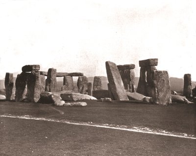 स्टोनहेंज, सैलिसबरी प्लेन, विल्टशायर, 1894। द्वारा अज्ञात