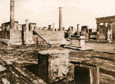 टेम्पियो डि गियोवे, पोम्पेई, इटली, c1900s द्वारा अज्ञात