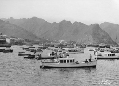 टेनेरिफ़, कैनरी द्वीप, स्पेन, c1920s-c1930s द्वारा अज्ञात