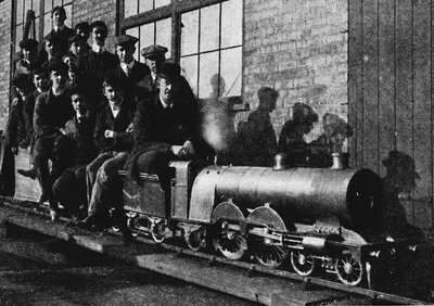 नॉर्थम्प्टन, 1926 में एक लघु अटलांटिक इंजन का परीक्षण द्वारा अज्ञात