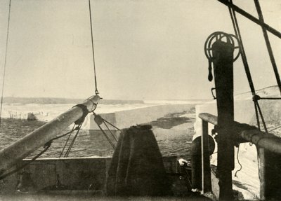 बैरियर एज ब्रेकिंग अवे चार मील साउथ ऑफ़ हट पॉइंट, c1908, 1909 द्वारा अज्ञात