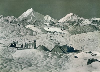 डेगॉन्ग ला के नीचे शिविर, c1903 द्वारा अज्ञात