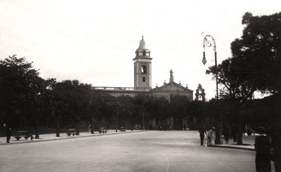 कैपिला डेल पिलर, ला रिकोलेटा कब्रिस्तान, ब्यूनस आयर्स, अर्जेंटीना, c1900s द्वारा अज्ञात