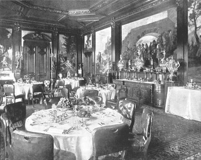 सैंड्रिन्घम, नॉरफ़ॉक, 1894 में भोजन कक्ष। द्वारा अज्ञात