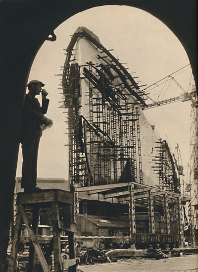 द मैसिव हल, आंशिक रूप से, 1930-1934, 1936 द्वारा अज्ञात