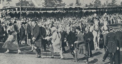 स्कॉटलैंड में शाही परिवार, c1930, 1937। द्वारा अज्ञात