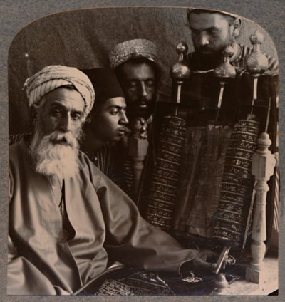 पेदागॉग के रूप में सामरी उच्च पुजारी, c1900 द्वारा अज्ञात