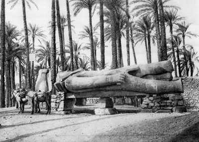 द स्टैच्यू ऑफ रमेस II, काहिरा, मिस्र, c1920s द्वारा अज्ञात