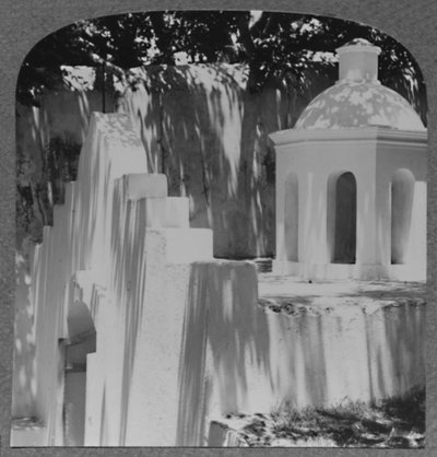 तबिता का मकबरा, c1900 द्वारा अज्ञात