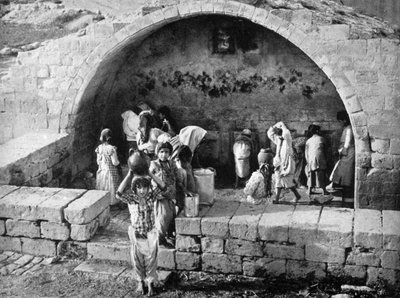 1926 में नाज़रेथ में कुंवारी लड़कियां द्वारा अज्ञात