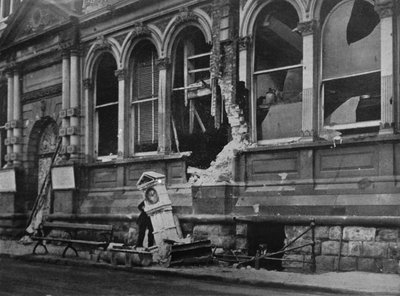 1914 में ईस्ट कोस्ट पर नौसेना ने छापा मारा। द्वारा अज्ञात