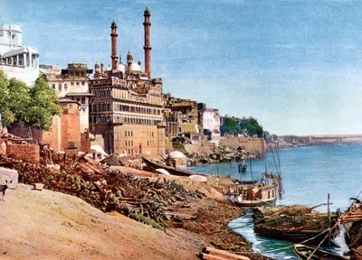 20 वीं शताब्दी के आरंभ में बनारस वाराणसी, भारत में गंगा और बर्निंग घाट द्वारा अज्ञात