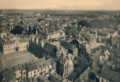 टाउन-हॉल और सामान्य दृश्य, c1910 द्वारा अज्ञात