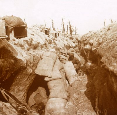 शैंपेन, उत्तरी फ्रांस में खाइयां, c1914-c1918 द्वारा अज्ञात