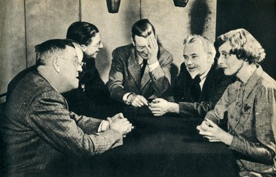 क्या सवाल है! डोनाल्ड मैकुलॉ, 1942 के साथ विदेशी सत्र में दिमाग ट्रस्ट। द्वारा अज्ञात