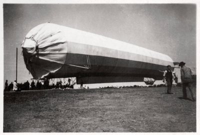 जर्मनी के गोएपिंगन में ज़ेपेलिन एलजेड 5, 1909 1933 द्वारा अज्ञात