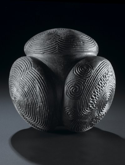 ग्लास हिल, टोवी, एबर्डीनशायर, नियोलिथिक से नक्काशीदार गेंद, c.3000 ईसा पूर्व द्वारा अज्ञात
