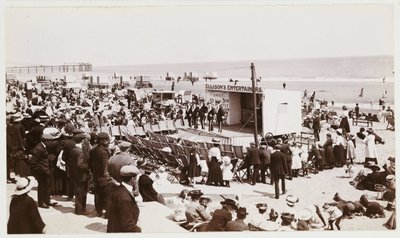 एलिसन के बीच एंटरटेनर, c 1910 द्वारा अज्ञात