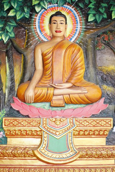 प्रीह प्रोम रथ मठ बुद्ध का जीवन कमल के फूल पर ध्यान, बुद्ध को पृथ्वी को छूने की स्थिति में दिखाया गया, सिएम रीप, कंबोडिया द्वारा अज्ञात