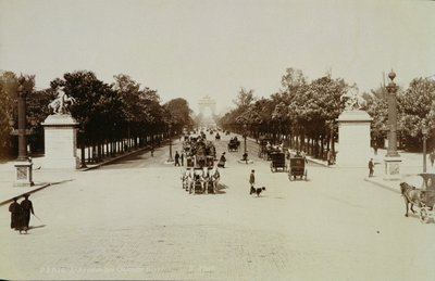द चैंप्स एलिसीज़, पेरिस (सीपिया फोटो) द्वारा अज्ञात