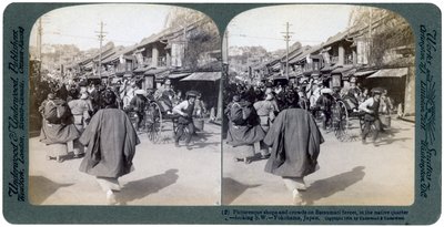 बत्सुमती गली, योकोहामा, जापान, 1904। द्वारा अंडरवुड और अंडरवुड