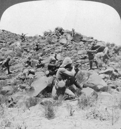 कार्रवाई में ब्रिटिश सैनिक, दक्षिण अफ्रीका, बोअर युद्ध, 1901 द्वारा अंडरवुड और अंडरवुड