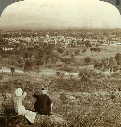 पगोडा, मंडालय, बर्मा, c1900s। द्वारा अंडरवुड और अंडरवुड