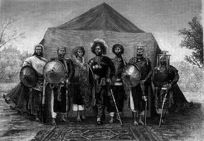 इथियोपिया के राजा मेनेलिक II (1844-1913) ने अपने सेना प्रमुखों को घेर लिया। "" ले जर्नल डे ला जेनेसे "" में उत्कीर्णन द्वारा अज्ञात कलाकार
