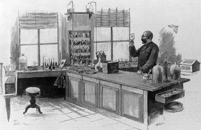अपनी प्रयोगशाला में जर्मन डॉक्टर रॉबर्ट कोच (1843-1910) का पोर्ट्रेट। द्वारा अज्ञात कलाकार