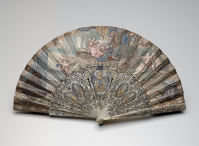 फ्रांकोइस बाउचर के बाद "रिनाल्डो और आर्मिडा" के साथ पंखा, c.1734-50 (गौचे और डब्ल्यू - सी डबल वेल्लम और पेपर लीफ पर, मदर-ऑफ-पर्ल, गिल्डिंग और पेस्ट रत्नों) द्वारा अज्ञात कलाकार