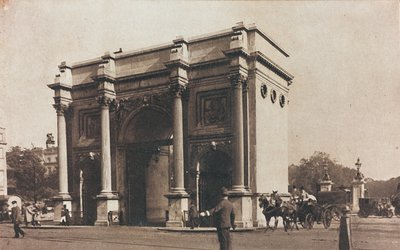  द्वारा अज्ञात फोटोग्राफर