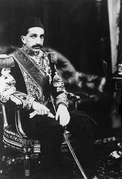 अब्दुलहमीद II (अब्द उल हामिद, अब्द-उल-हामिद, अब्दुलहेमित, अब्दुल हमीद, अब्द अल-हामिद, अब्द अल-हामिद, अब्द अल-हामिद) (1842-1918), तुर्क साम्राज्य के सुल्तान का पोर्ट्रेट। द्वारा अज्ञात फोटोग्राफर