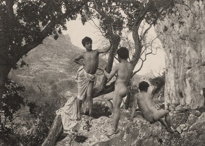 नर नग्न जुराब का अध्ययन, c.1900 द्वारा Baron Wilhelm von Gloeden