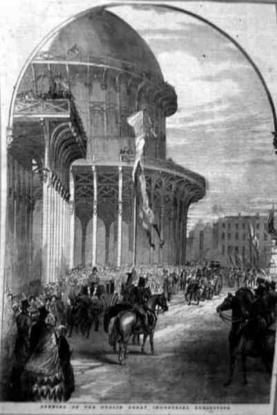 डबलिन में 1853 की महान औद्योगिक प्रदर्शनी का उद्घाटन, 'आयरलैंड के दृश्य और प्राचीन वस्तुएं' द्वारा जॉर्ज सदाचार द्वारा विलियम हेनरी (बाद) बार्टलेट