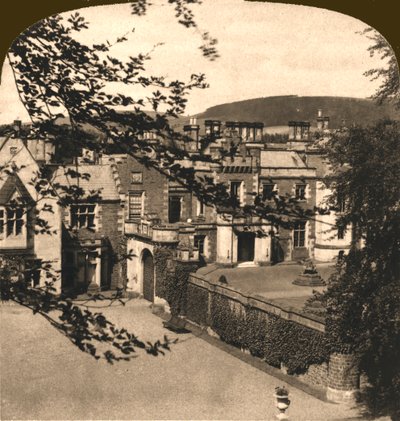 एबॉट्सफ़ोर्ड, होम ऑफ़ सर वाल्टर स्कॉट, स्कॉटलैंड, 1896। द्वारा वर्क्स एंड सन स्कल्पचर स्टूडियो