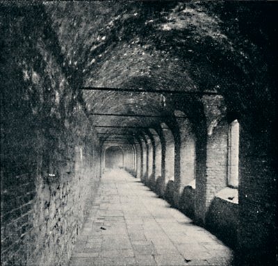 द क्लोइस्ट्स, चार्टरहाउस, लंदन, 1903 द्वारा यॉर्क और बेटा