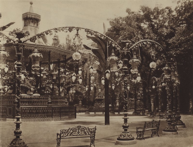 जार्डिन डी पेरिस में संगीत कियोस्क (बी / डब्ल्यू फोटो) द्वारा (बाद में) फ्रांसीसी फोटोग्राफर