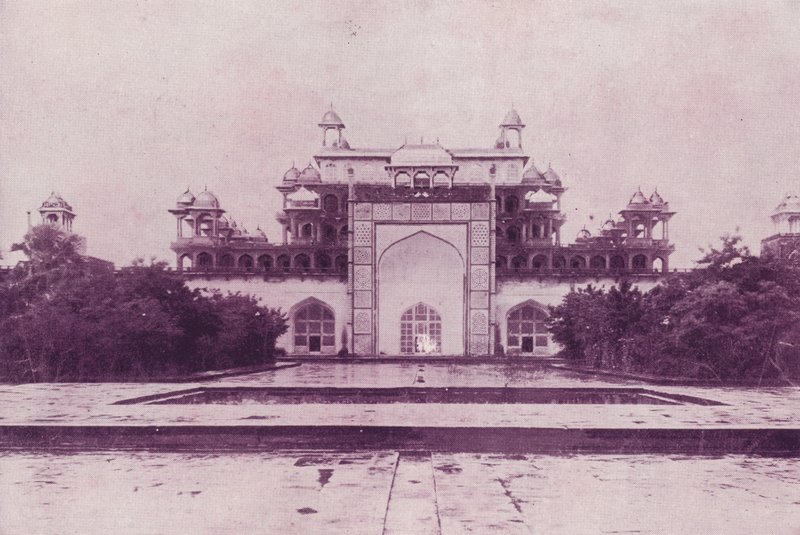 अकबर मकबरा, आगरा द्वारा अंग्रेजी फोटोग्राफर