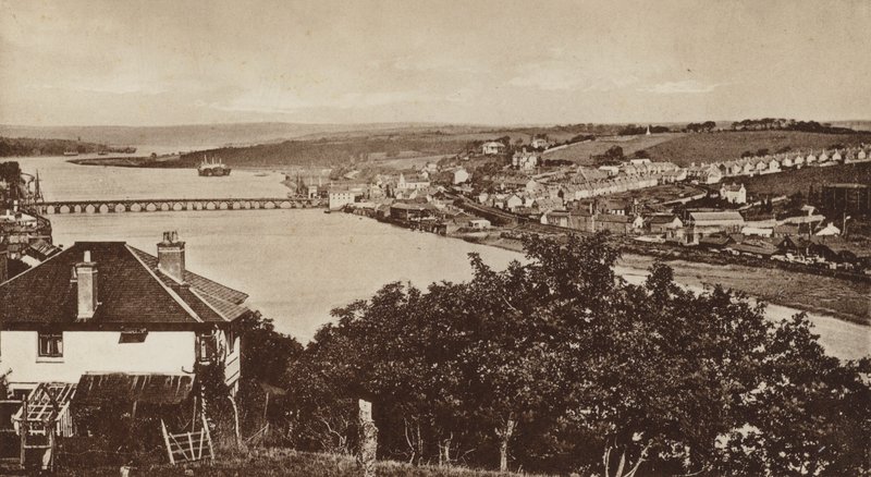 Upcott से Bideford, उत्तर की ओर देख रहे हैं (b/w फोटो) द्वारा अंग्रेजी फोटोग्राफर
