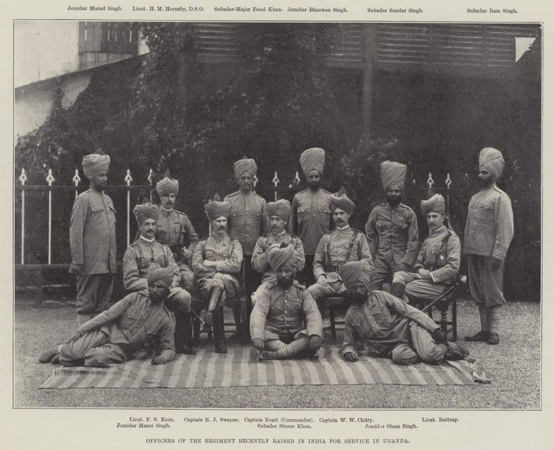 रेजीमेंट के अधिकारियों ने हाल ही में युगांडा में सेवा के लिए भारत में उठाया द्वारा अंग्रेजी फोटोग्राफर