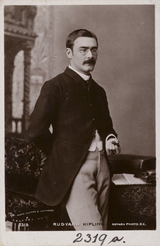 रुडयार्ड किपलिंग (1865-1936), अंग्रेजी के लघु कथाकार, कवि और उपन्यासकार द्वारा अंग्रेजी फोटोग्राफर