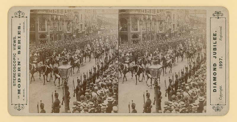 28 जून 1897 को रानी विक्टोरियास डायमंड जुबली का त्रिविम प्रिंट द्वारा अंग्रेजी फोटोग्राफर