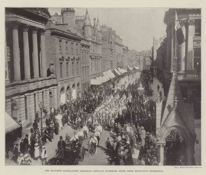Seaforth Highlanders Inverness के माध्यम से अपने भर्ती अभियान के बाद मार्च करते हुए द्वारा अंग्रेजी फोटोग्राफर