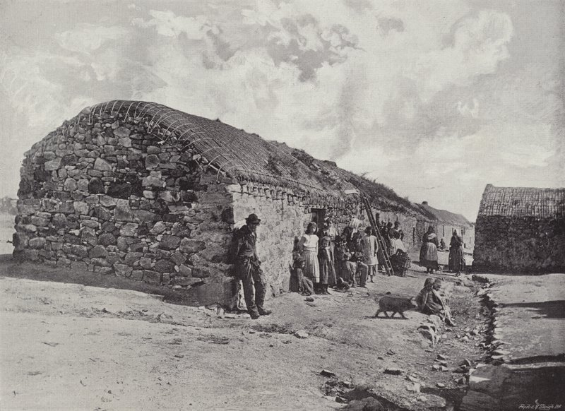 वेस्ट स्ट्रीट, टोरी आइलैंड द्वारा अंग्रेजी फोटोग्राफर