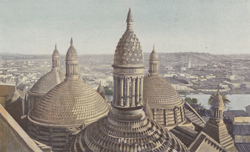 Perigueux, Cathedrale Saint-Front, घंटी टॉवर से देखा गया गुंबद द्वारा फ्रेंच फोटोग्राफर