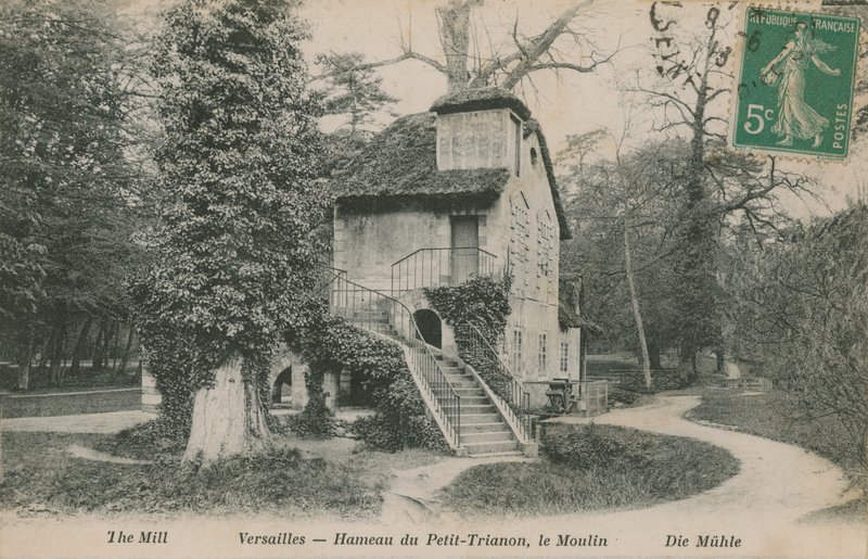 Hameau de la reine में चक्की, Petit Trianon के पास Chateau de Versailles के पार्क में मैरी एंटोनेट के लिए बनाया गया एक देहाती रिट्रीट। 1913 में पोस्टकार्ड भेजा गया। द्वारा फ्रेंच फोटोग्राफर