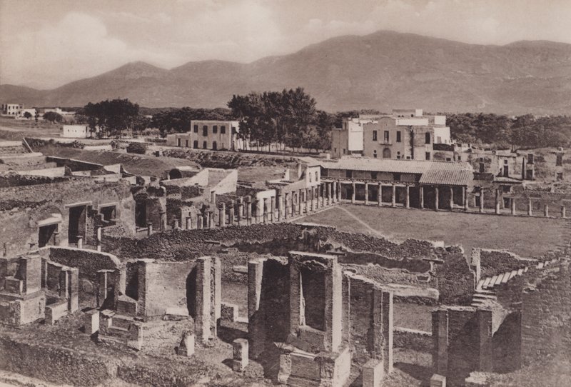 पैनोरमा के साथ ग्लेडियेटर्स के बैरक, द फेंसिंग स्कूल (बी / डब्ल्यू फोटो) द्वारा इतालवी फोटोग्राफर