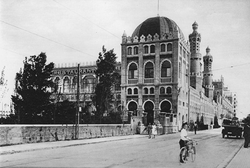 वेनेज़िया, लीडो, ग्रांड होटल एक्सेलसियर (बी/डब्ल्यू फोटो) द्वारा इतालवी फोटोग्राफर